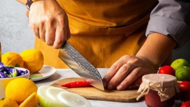 What is a Santoku Knife