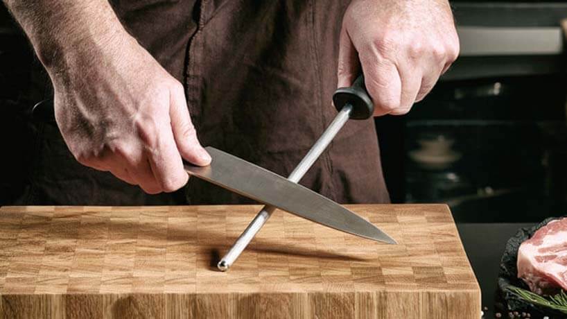 how to use a steel to sharpen, uses of sharpening steel