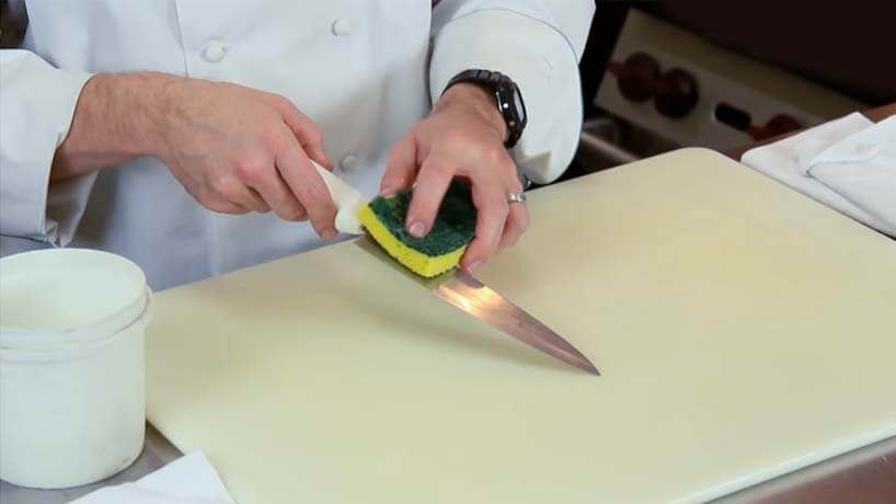 How To Clean A Knife Blade, how to clean a pocket knife blade